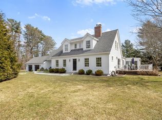 7 Spring Ln, Hingham, MA 02043