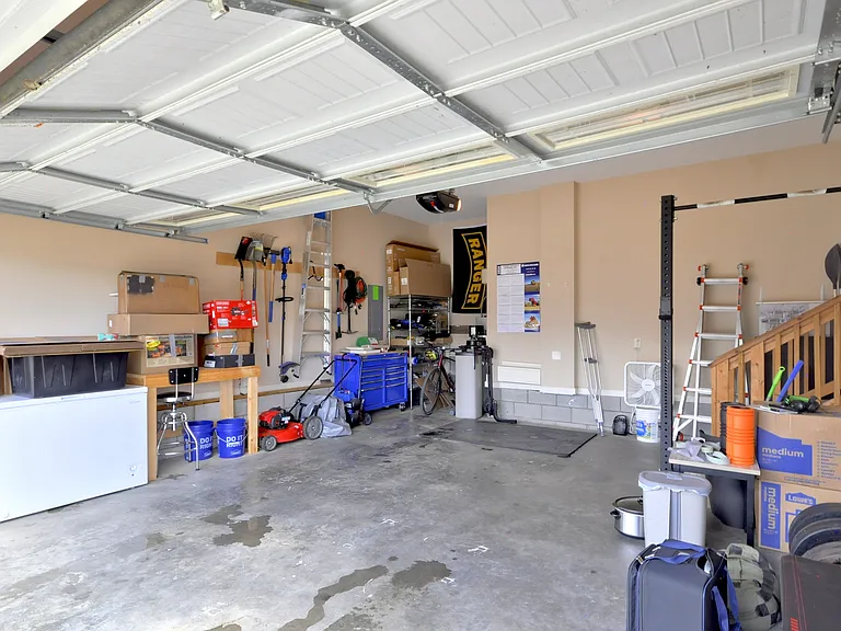 1212 Morstead Dr — Photo 45