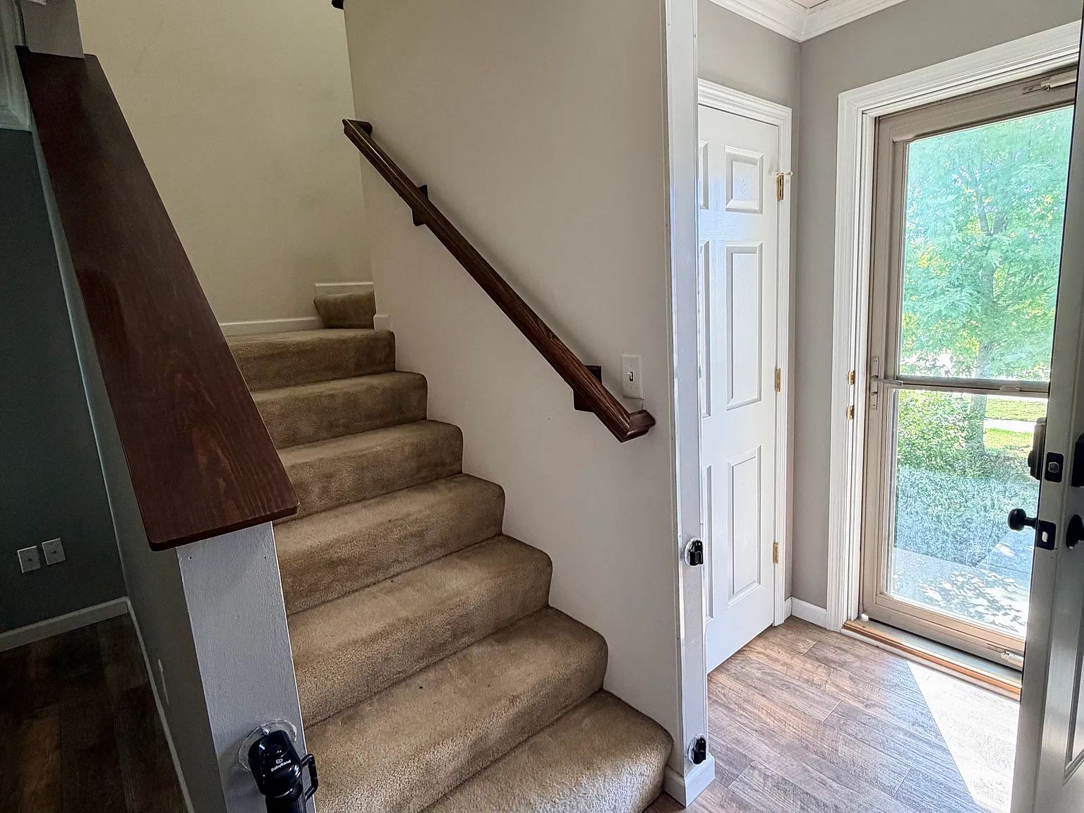 2 bed, 1124 sqft, $1,762 — Photo 2