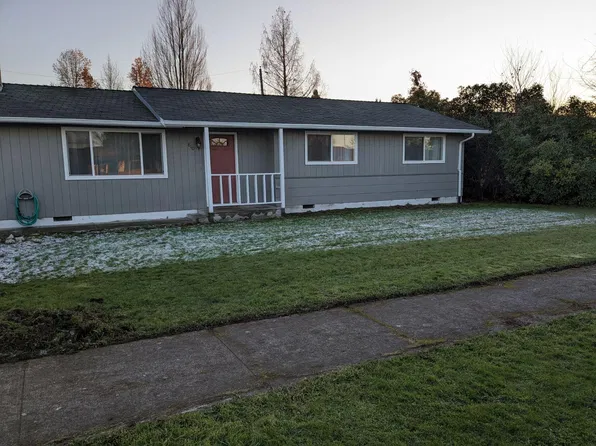 810 W Isabella St, Lebanon, OR 97355