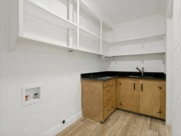 415 Crockett — Photo 19