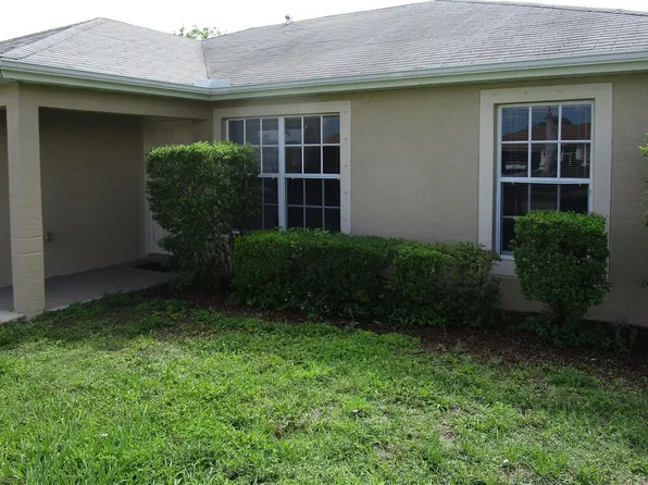 1519 Nelson Rd N, Cape Coral, FL 33993