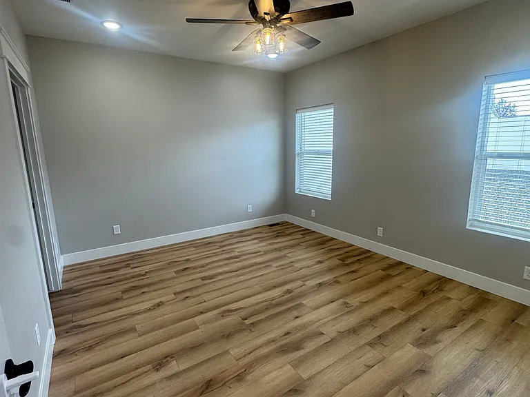 214 Sandi Rd — Photo 10