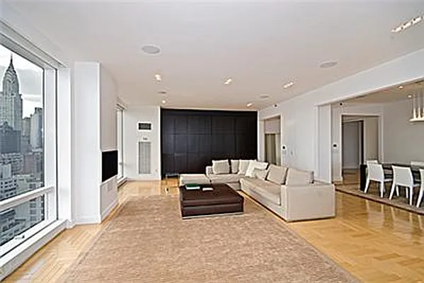 Sold by Trump International Realty | media 4