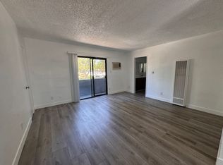 18416 Halsted St APT 211, Northridge, CA 91325