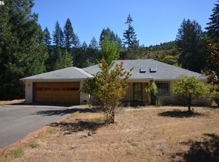 9064 Hubbard Creek Rd, Umpqua, OR 97486