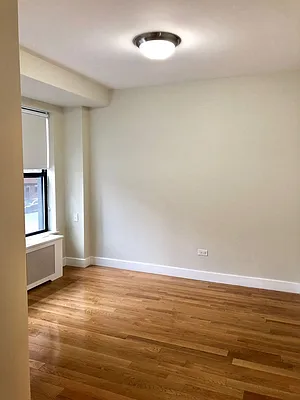 Rented by Stonehenge NYC LLC | media 61