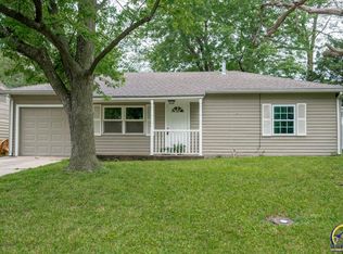 3413 SW Kirklawn Ave, Topeka, KS 66611