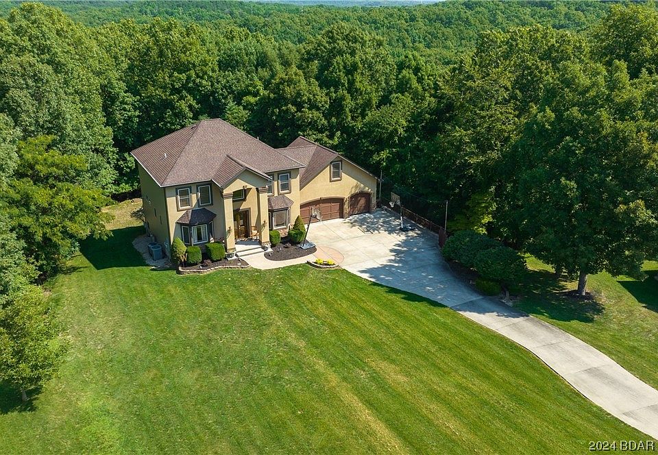 1st image of 76 Beacon Hill Dr