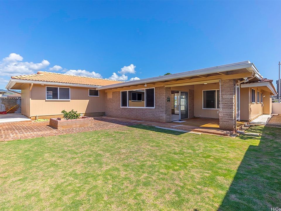 1st image of 3209 Ala Laulani St
