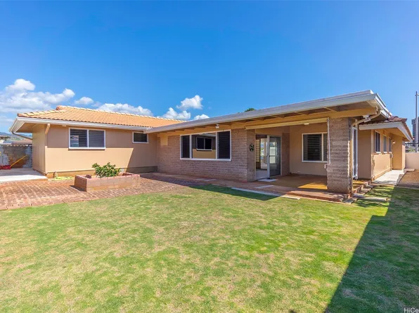 3209 Ala Laulani St, Honolulu, HI 96818