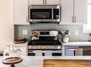 2112 W Leland Ave #2, Chicago, IL 60625