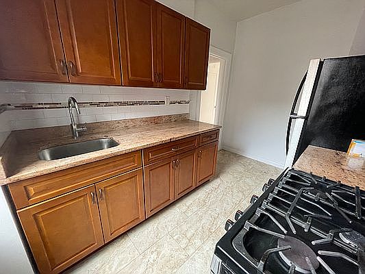 1st image of 2390 Davidson Ave #4DD