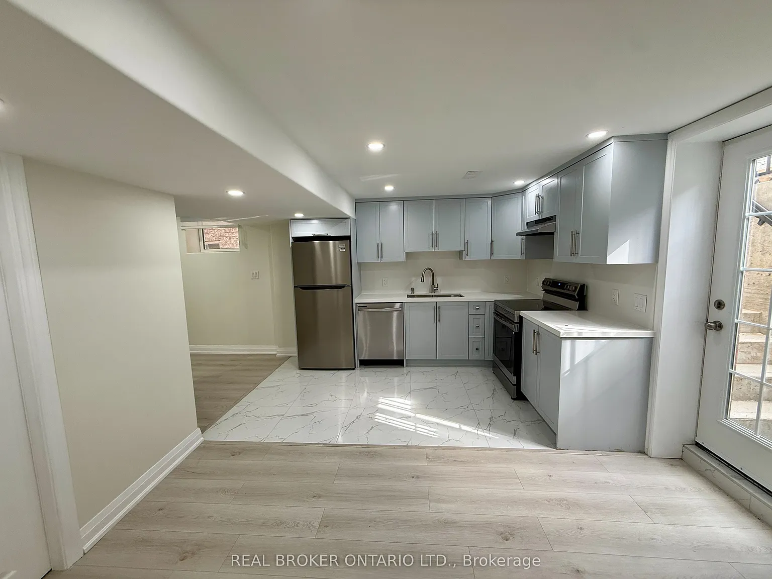 2 bed, $1,800 — Photo 3