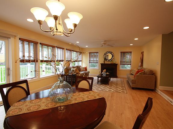 Dining room into Family room, access to deck