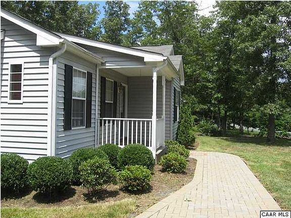 2nd image of 595 Jefferson Dr