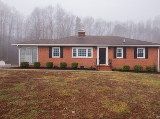 16487 Mountain Rd, Montpelier, VA 23192