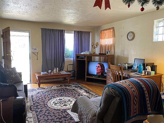 3rd image of 4915 Rosalie St