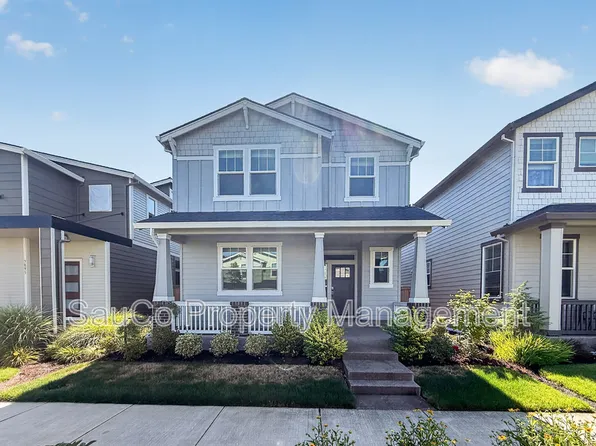 3909 SE Zircon Ln, Hillsboro, OR 97123