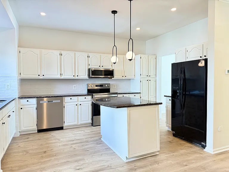 14604 Woodgate Manor Cir — Photo 15