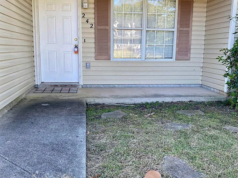 242 Comet Dr — Photo 6