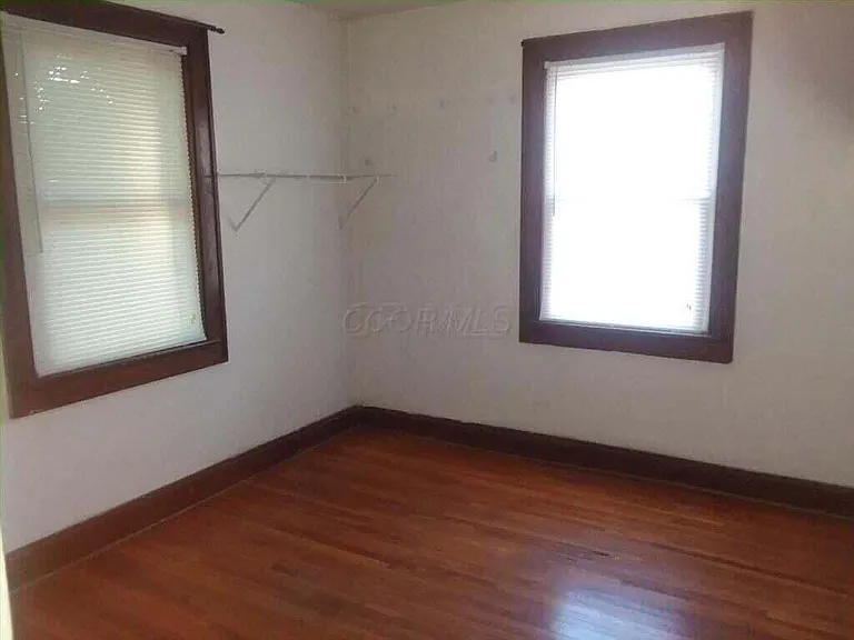1347 Broadview Ave — Photo 5