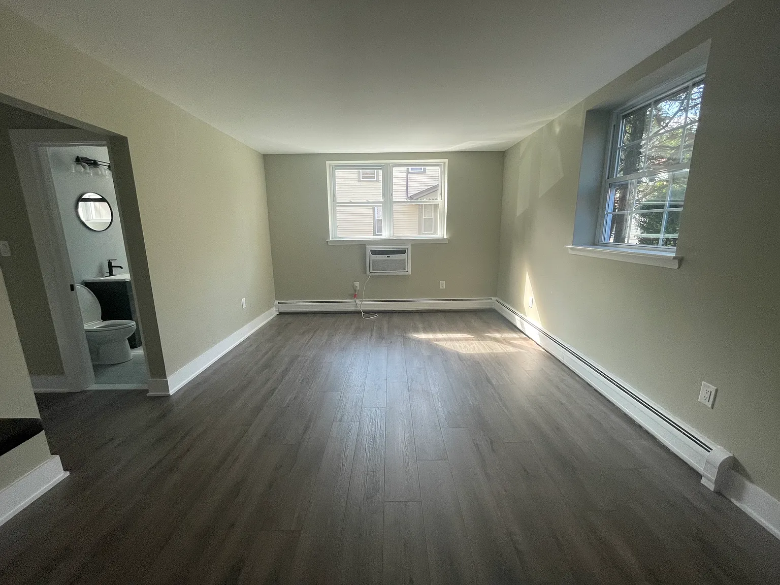1 bed, 790 sqft, $2,700 — Photo 2