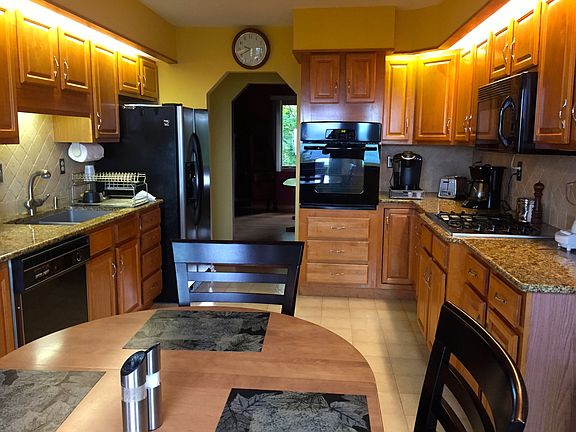 Lovely functional kitchen