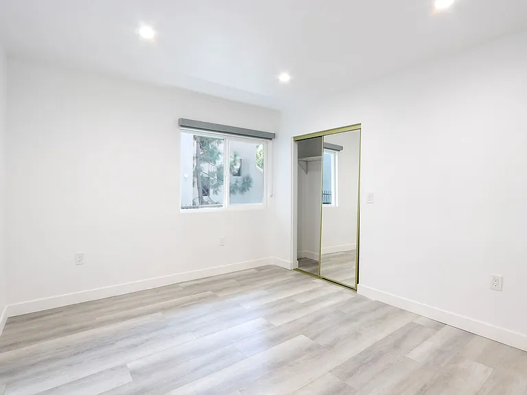 410 Lucas Ave — Photo 47