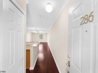 286 Potomac Dr, Basking Ridge, NJ 07920