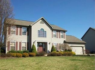 1217 Four Winds Ct, Niles, OH 44446