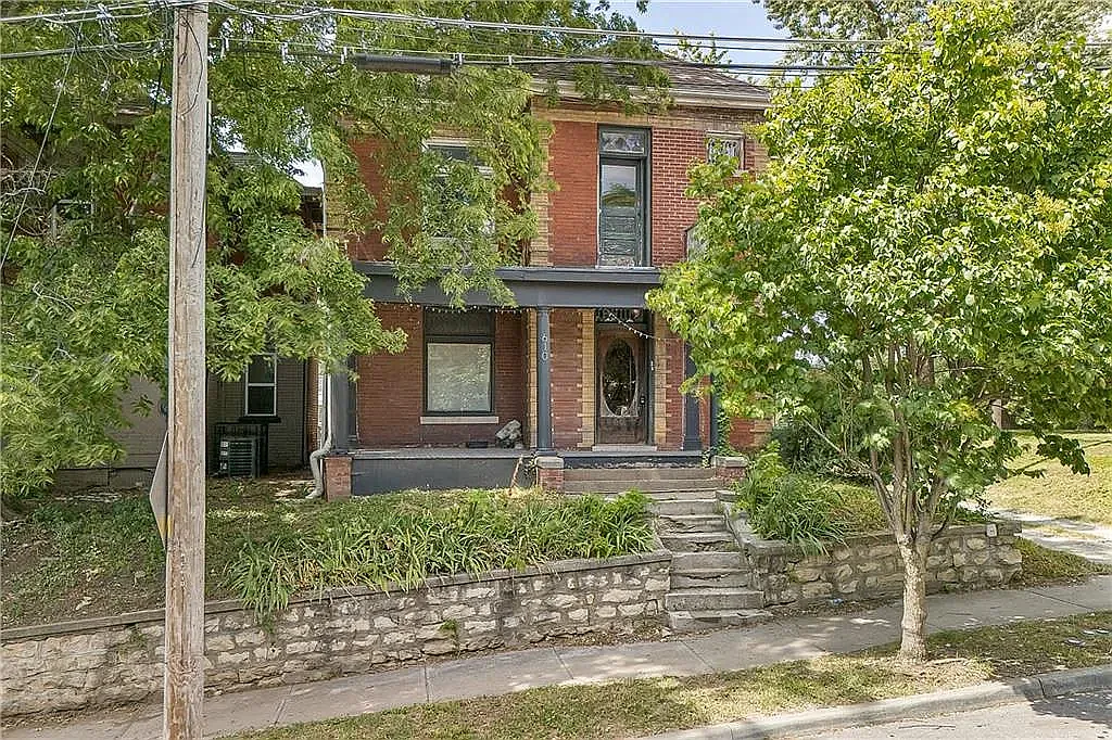 N 11th St, Saint Joseph — Photo 1