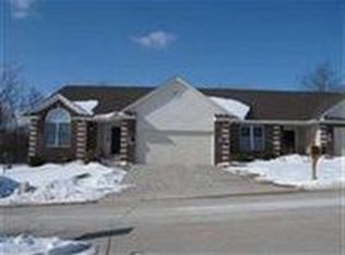 3410 14th St, Silvis, IL 61282