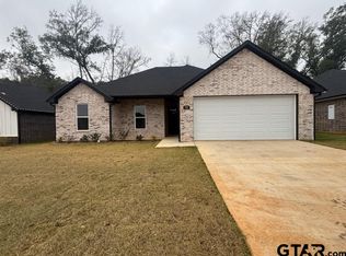 910 Alex Dr, Whitehouse, TX 75791