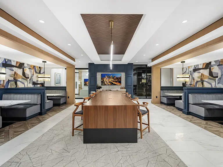 Coworking lounge featuring a variety of communal and private seating