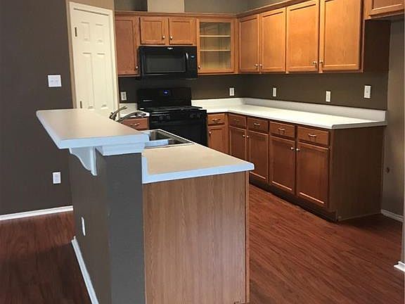 4th image of 1309 Coral Cay Ln