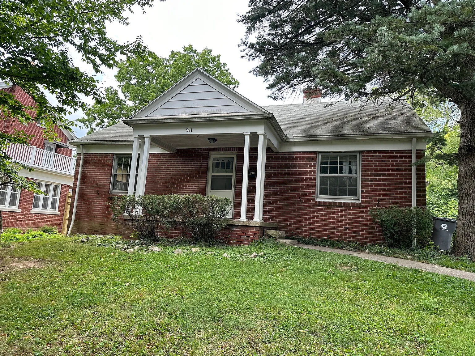3 bed, 1753 sqft, $2,700 — Photo 1