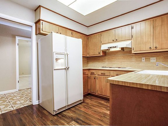 5th image of 9010 Luzita Ln