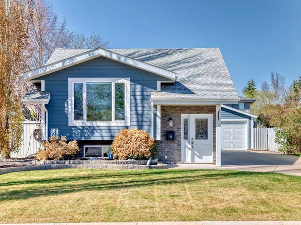 61 Woodbine Rd, Strathcona County, AB T8A 4A7