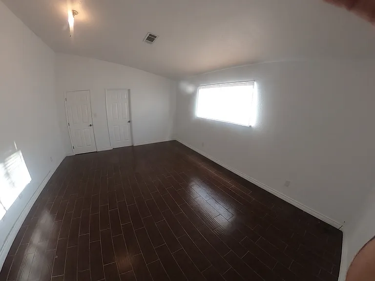 8461 Satinwood Ave — Photo 9