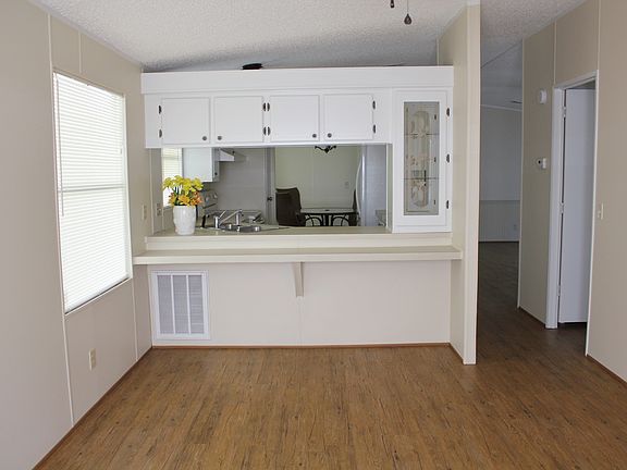 4th image of 835 Lychee Dr