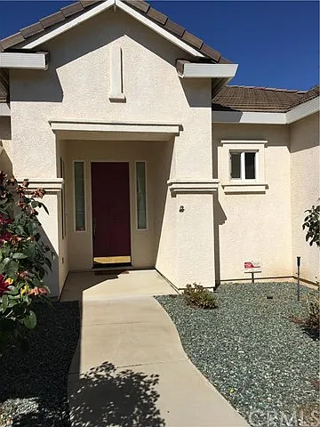 1224 Skyline Dr photo 1