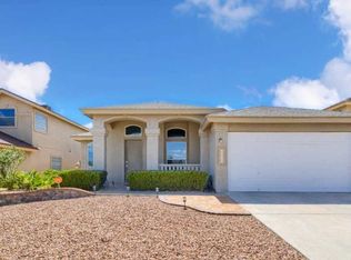 13368 Emerald Creek Dr, Socorro, TX 79928