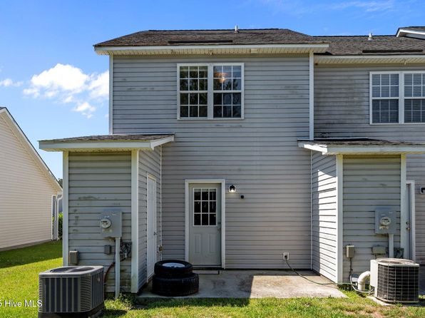 700 Springwood Drive, Jacksonville, NC 28546
