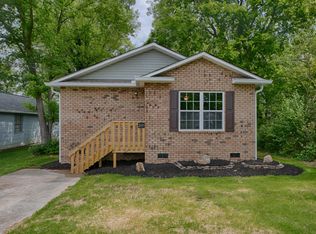 210 N Everett High Rd, Maryville, TN 37804