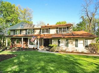 470 Massey Ct, Wyckoff, NJ 07481