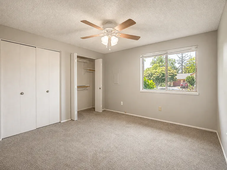 1707 SE 145th Ct — Photo 10