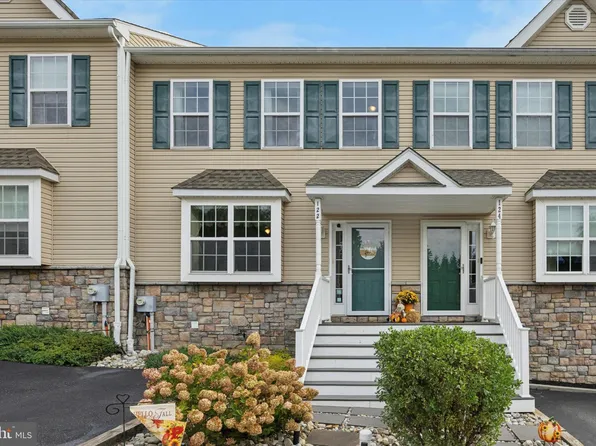 122 Julianna Way #11, Aston, PA 19014