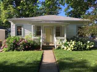 113 W Lytle St, Ionia, MI 48846