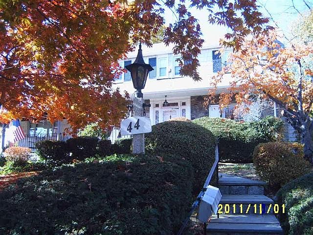 1st image of 44 Cumberland Dr